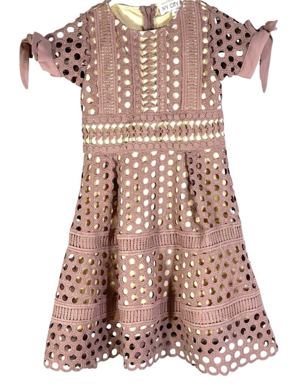 Ivy City Co Girls mauve Vera dress size 3T